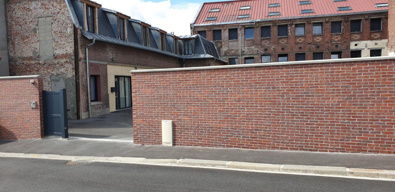 L'Aurore Doree, Duplex Renove - Parking Prive - Wifi Gratuit Apartment Saint-Quentin  Exterior photo